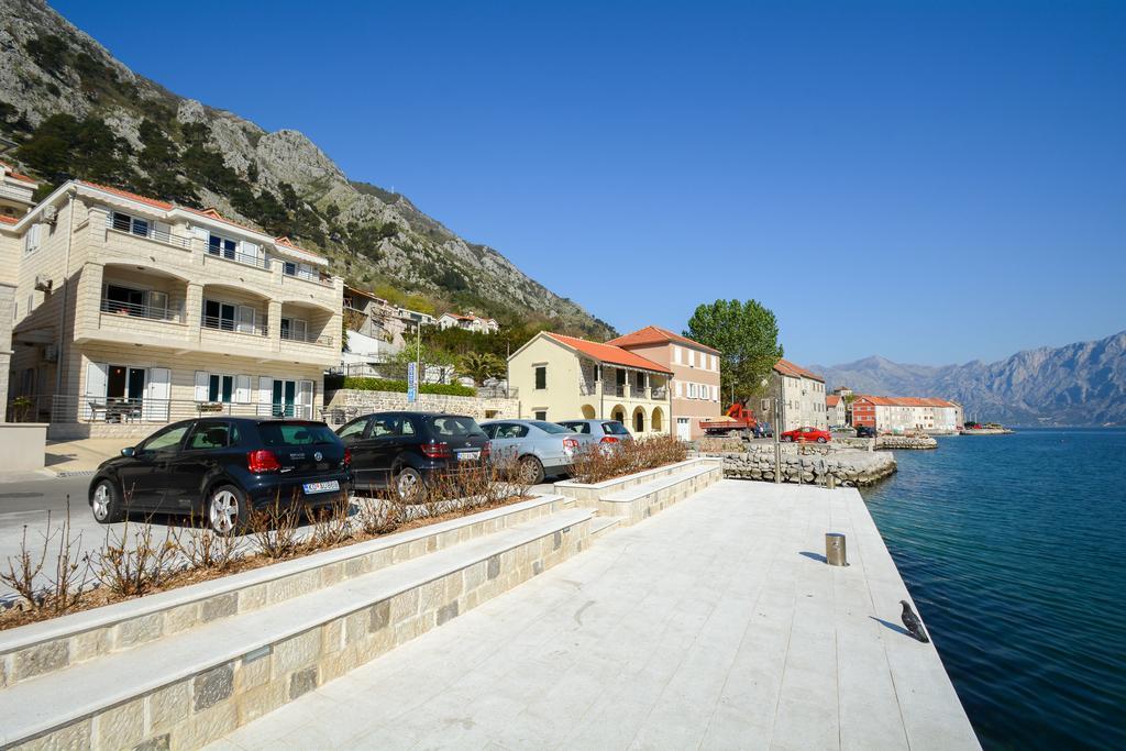 Apartments Jovanovic Cattaro Esterno foto