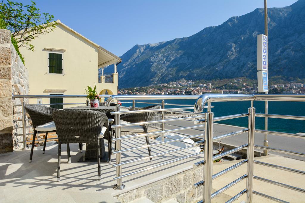 Apartments Jovanovic Cattaro Esterno foto