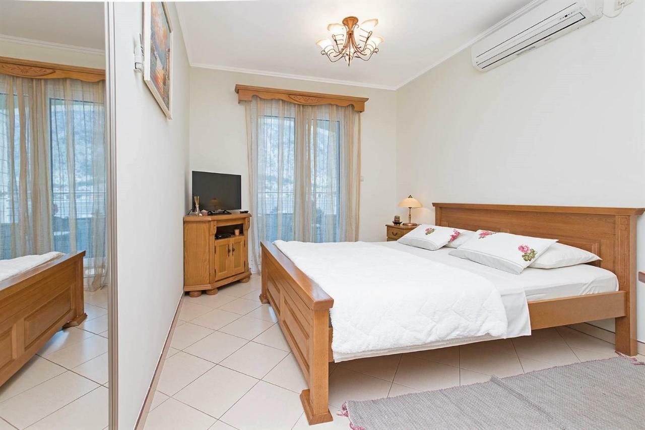 Apartments Jovanovic Cattaro Esterno foto