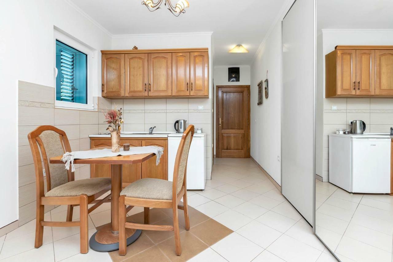 Apartments Jovanovic Cattaro Esterno foto